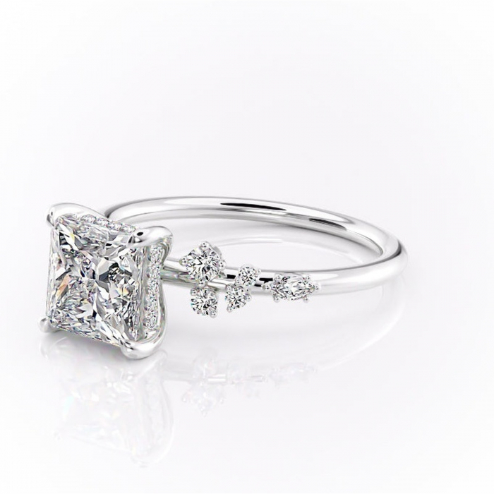 Inel de logodnă Elaris din aur Alb 14kt cu moissanite tăietură princess – Pietre laterale rafinată pentru profil înalt | Personalizează și configurează gratuit online [7]