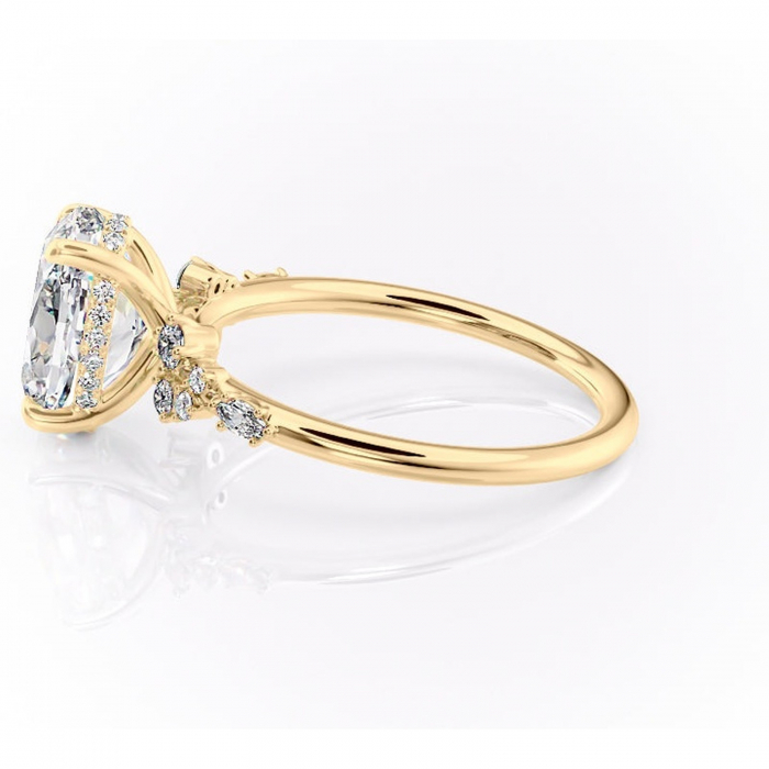 Inel de logodnă Elaris din aur Galben 18kt cu moissanite tăietură ovală – Pietre laterale rafinată pentru profil înalt | Personalizează și configurează gratuit online [6]