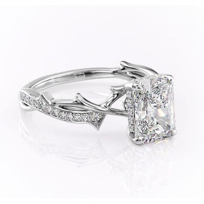 Inel de logodnă Eleanor din aur Alb 14kt cu moissanite tăietură radiantă – Montură pavé rafinată pentru profil mediu | Personalizează și configurează gratuit online [1]