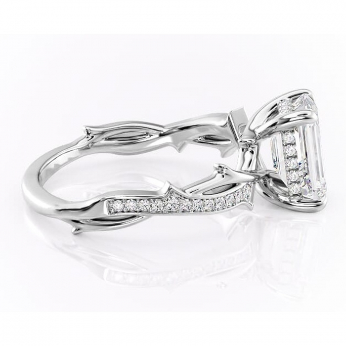 Inel de logodnă Eleanor din aur Alb 14kt cu moissanite tăietură smarald – Montură pavé rafinată pentru profil mediu | Personalizează și configurează gratuit online [2]