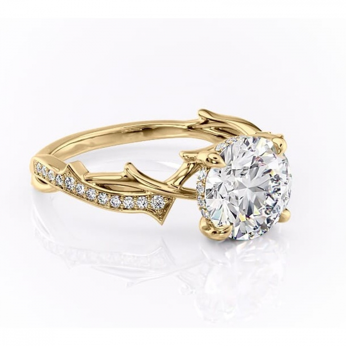 Inel de logodnă Eleanor din aur Galben 14kt cu moissanite tăietură rotundă – Montură pavé rafinată pentru profil mediu | Personalizează și configurează gratuit online [1]