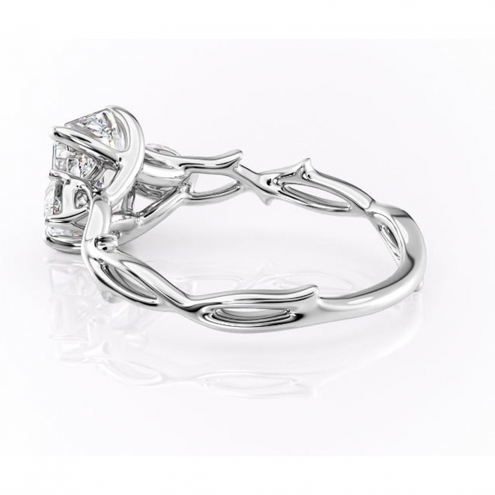 Inel de logodnă Elira din aur Alb 14kt cu moissanite tăietură radiantă – Montură cu trei pietre rafinată pentru profil mediu | Personalizează și configurează gratuit online [5]