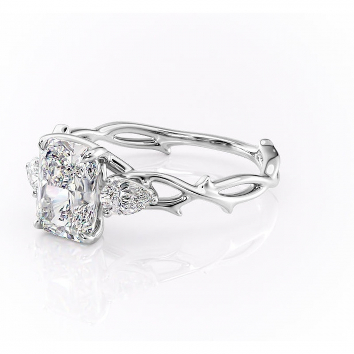 Inel de logodnă Elira din aur Alb 14kt cu moissanite tăietură radiantă – Montură cu trei pietre rafinată pentru profil mediu | Personalizează și configurează gratuit online [7]