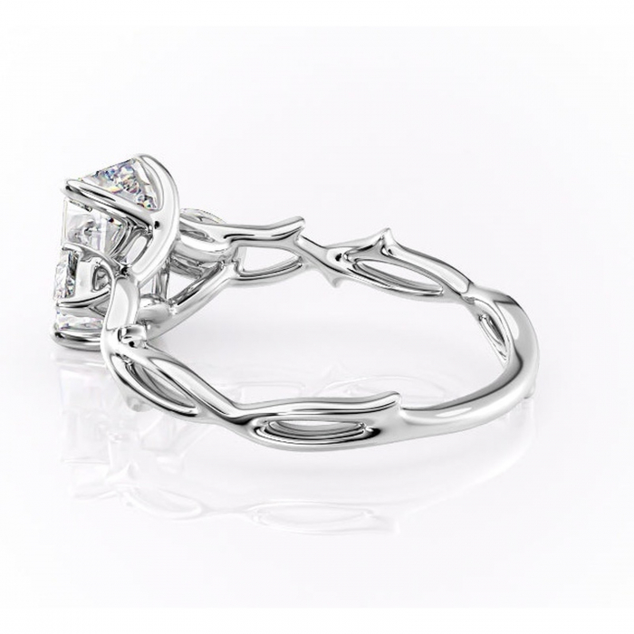 Inel de logodnă Elira din aur Alb 14kt cu moissanite tăietură smarald – Montură cu trei pietre rafinată pentru profil mediu | Personalizează și configurează gratuit online [5]