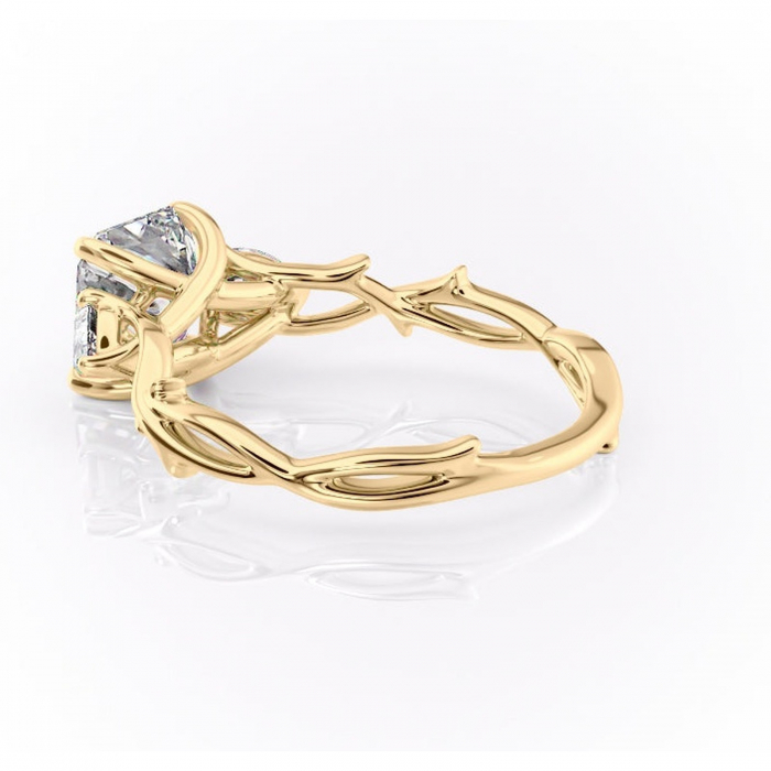 Inel de logodnă Elira din aur Galben 14kt cu moissanite tăietură asscher – Montură cu trei pietre rafinată pentru profil mediu | Personalizează și configurează gratuit online [5]