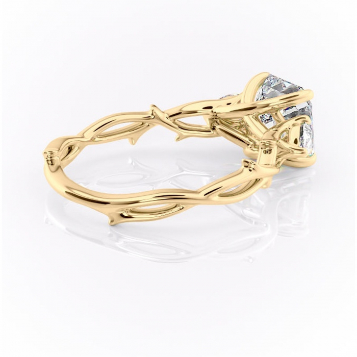 Inel de logodnă Elira din aur Galben 14kt cu moissanite tăietură asscher – Montură cu trei pietre rafinată pentru profil mediu | Personalizează și configurează gratuit online [3]