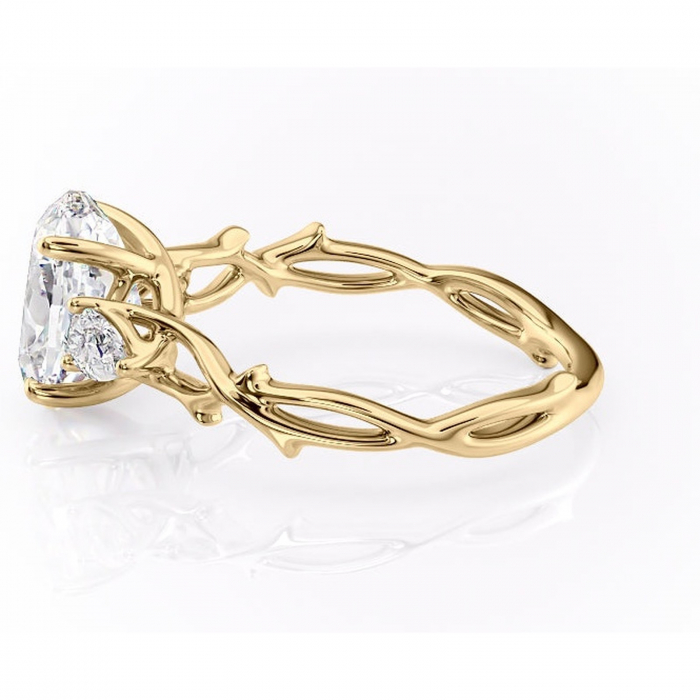 Inel de logodnă Elira din aur Galben 14kt cu moissanite tăietură ovală – Montură cu trei pietre rafinată pentru profil mediu | Personalizează și configurează gratuit online [6]