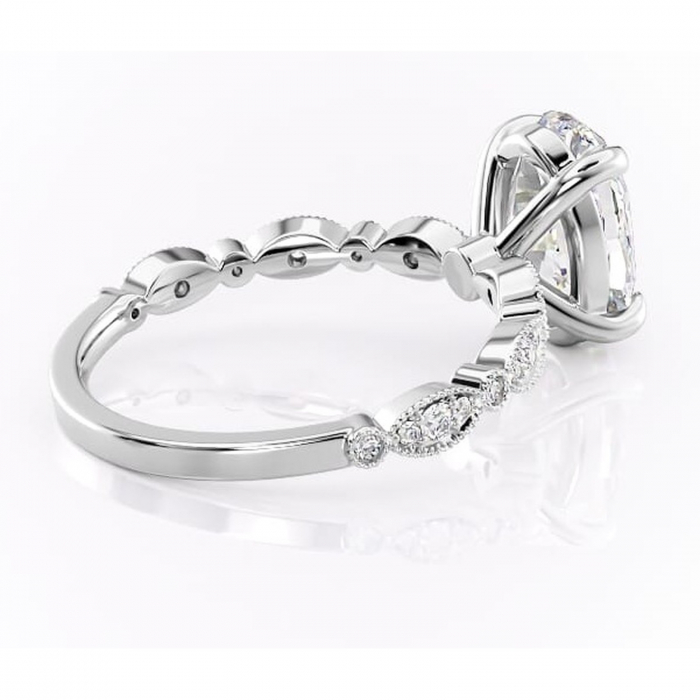 Inel de logodnă Elowen din aur Alb 14kt cu moissanite tăietură ovală – Pietre laterale rafinată pentru profil înalt | Personalizează și configurează gratuit online [3]