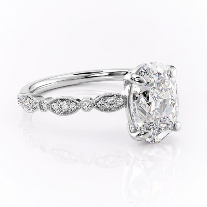 Inel de logodnă Elowen din aur Alb 14kt cu moissanite tăietură ovală – Pietre laterale rafinată pentru profil înalt | Personalizează și configurează gratuit online [1]