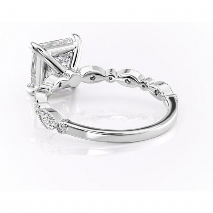 Inel de logodnă Elowen din aur Alb 14kt cu moissanite tăietură princess – Pietre laterale rafinată pentru profil înalt | Personalizează și configurează gratuit online [4]