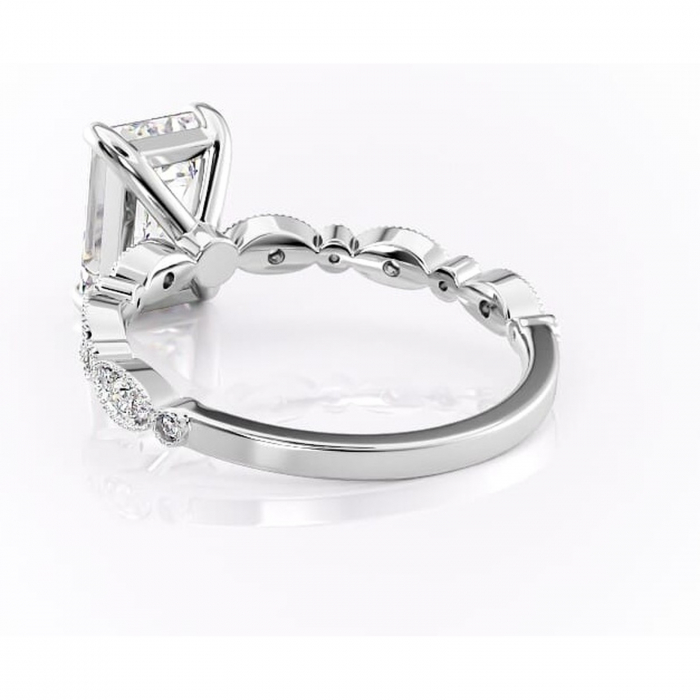 Inel de logodnă Elowen din aur Alb 14kt cu moissanite tăietură smarald – Pietre laterale rafinată pentru profil înalt | Personalizează și configurează gratuit online [4]