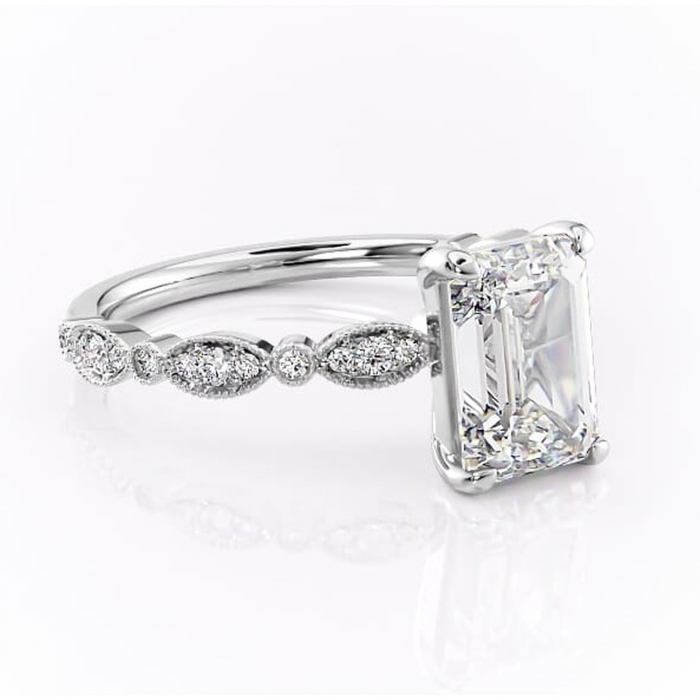 Inel de logodnă Elowen din aur Alb 14kt cu moissanite tăietură smarald – Pietre laterale rafinată pentru profil înalt | Personalizează și configurează gratuit online [1]