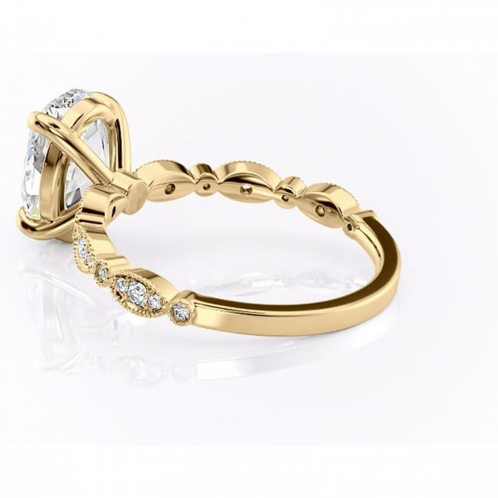 Inel de logodnă Elowen din aur Galben 14kt cu moissanite tăietură ovală – Pietre laterale rafinată pentru profil înalt | Personalizează și configurează gratuit online [5]