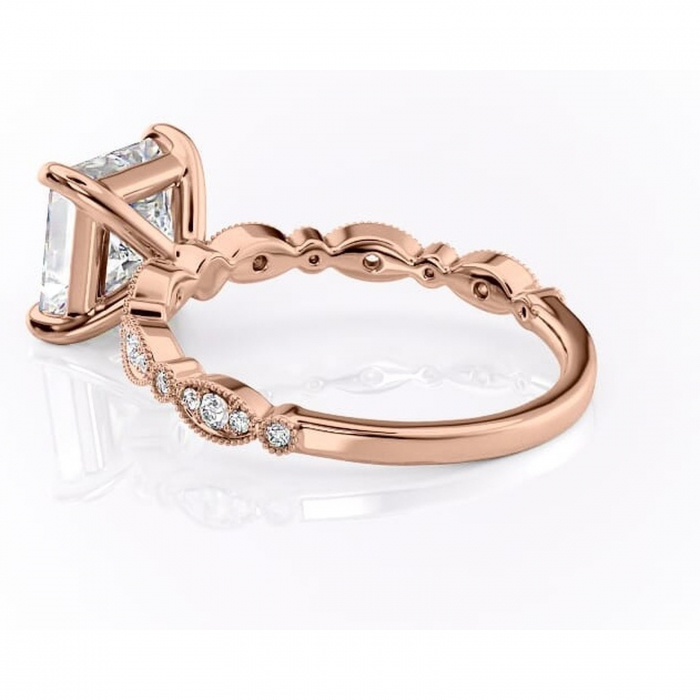 Inel de logodnă Elowen din aur Rose 14kt cu moissanite tăietură princess – Pietre laterale rafinată pentru profil înalt | Personalizează și configurează gratuit online [5]