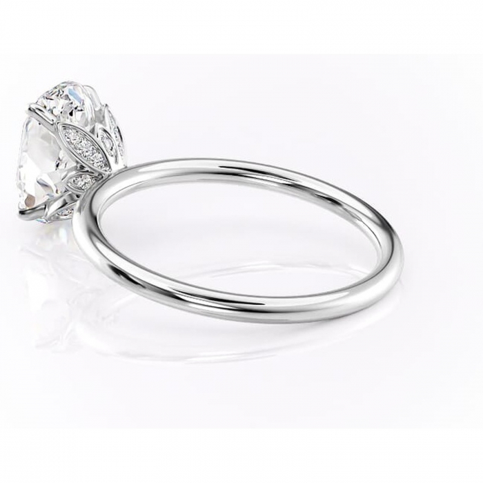 Inel de logodnă Emerald din aur Alb 14kt cu moissanite tăietură ovală – Solitar rafinată pentru profil înalt | Personalizează și configurează gratuit online [5]