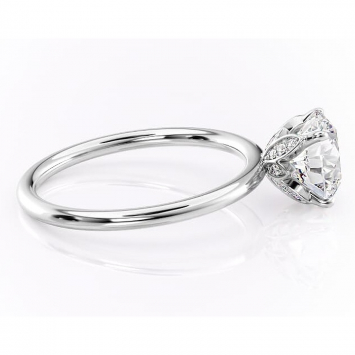 Inel de logodnă Emerald din aur Alb 14kt cu moissanite tăietură rotundă – Solitar rafinată pentru profil înalt | Personalizează și configurează gratuit online [2]