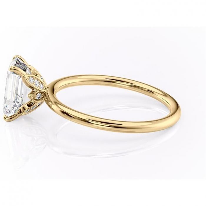 Inel de logodnă Emerald din aur Galben 14kt cu moissanite tăietură smarald – Solitar rafinată pentru profil înalt | Personalizează și configurează gratuit online [6]