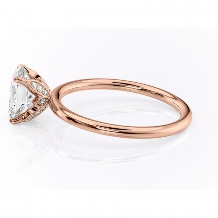 Inel de logodnă Emerald din aur Rose 14kt cu moissanite tăietură pernă – Solitar rafinată pentru profil înalt | Personalizează și configurează gratuit online [6]