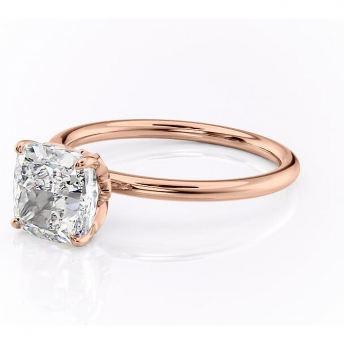 Inel de logodnă Emerald din aur Rose 14kt cu moissanite tăietură pernă – Solitar rafinată pentru profil înalt | Personalizează și configurează gratuit online [7]