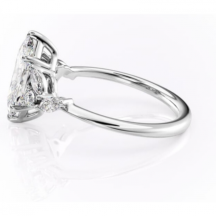 Inel de logodnă Emmeline din aur Alb 14kt cu moissanite tăietură marquise – Pietre laterale rafinată pentru profil mediu | Personalizează și configurează gratuit online [6]