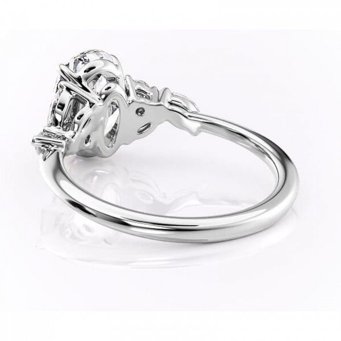 Inel de logodnă Emmeline din aur Alb 18kt cu moissanite tăietură ovală – Pietre laterale rafinată pentru profil mediu | Personalizează și configurează gratuit online [4]