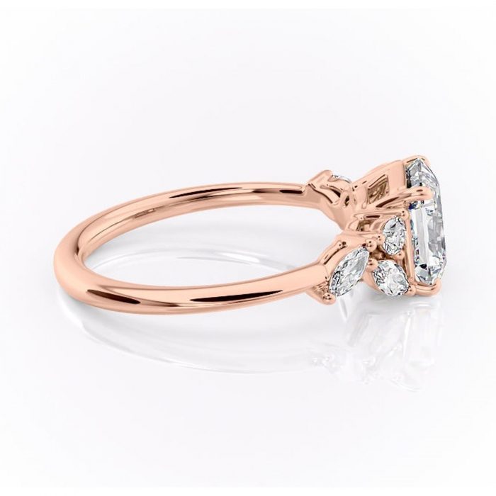 Inel de logodnă Emmeline din aur Rose 18kt cu moissanite tăietură asscher – Pietre laterale rafinată pentru profil mediu | Personalizează și configurează gratuit online [2]
