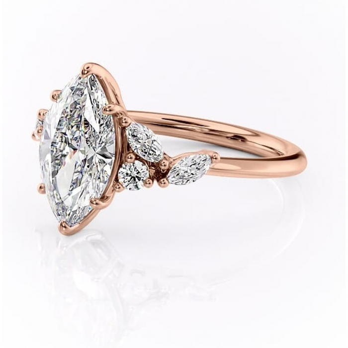 Inel de logodnă Emmeline din aur Rose 18kt cu moissanite tăietură marquise – Pietre laterale rafinată pentru profil mediu | Personalizează și configurează gratuit online [7]