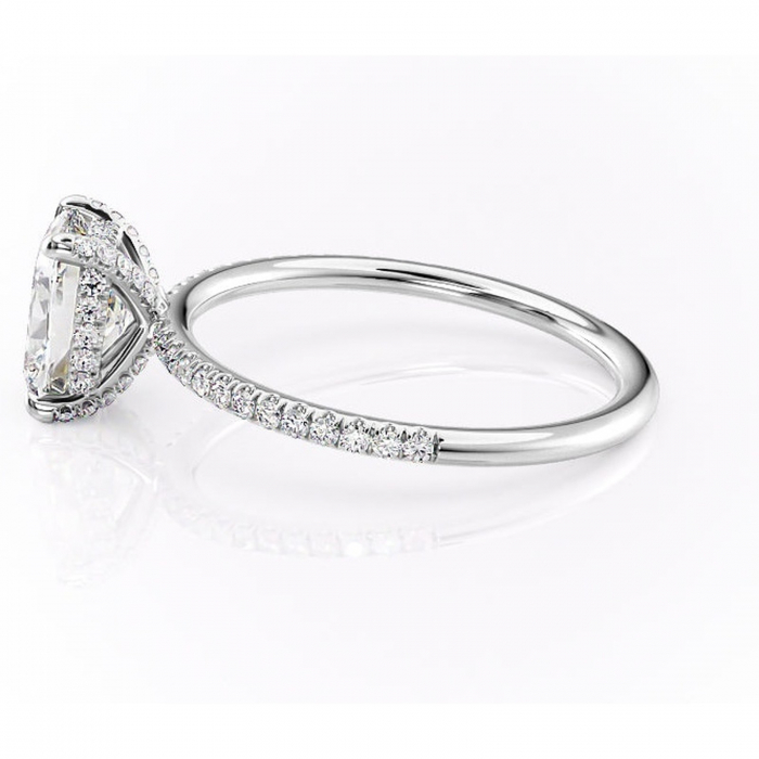 Inel de logodnă Estelle din aur Alb 14kt cu moissanite tăietură pernă – Montură pavé rafinată pentru profil înalt | Personalizează și configurează gratuit online [6]