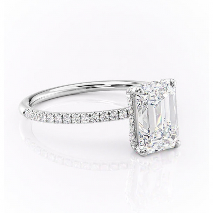 Inel de logodnă Estelle din aur Alb 14kt cu moissanite tăietură smarald – Montură pavé rafinată pentru profil înalt | Personalizează și configurează gratuit online [1]