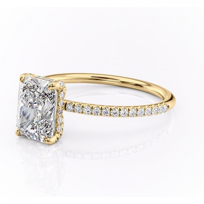 Inel de logodnă Estelle din aur Galben 18kt cu moissanite tăietură radiantă – Montură pavé rafinată pentru profil înalt | Personalizează și configurează gratuit online [7]