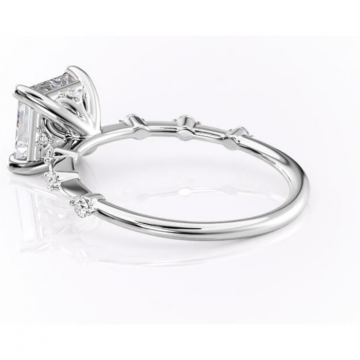 Inel de logodnă Evelina din aur Alb 14kt cu moissanite tăietură princess – Solitar rafinată pentru profil mediu | Personalizează și configurează gratuit online [5]