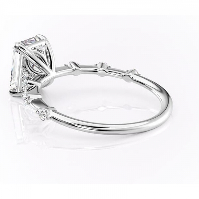 Inel de logodnă Evelina din aur Alb 14kt cu moissanite tăietură radiantă – Solitar rafinată pentru profil mediu | Personalizează și configurează gratuit online [5]