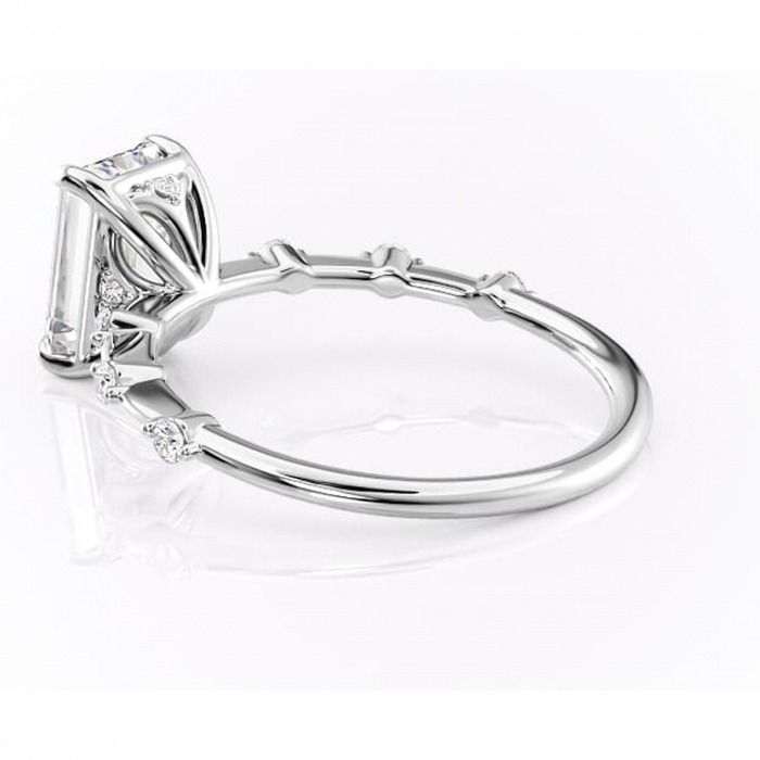 Inel de logodnă Evelina din aur Alb 14kt cu moissanite tăietură smarald – Solitar rafinată pentru profil mediu | Personalizează și configurează gratuit online [5]