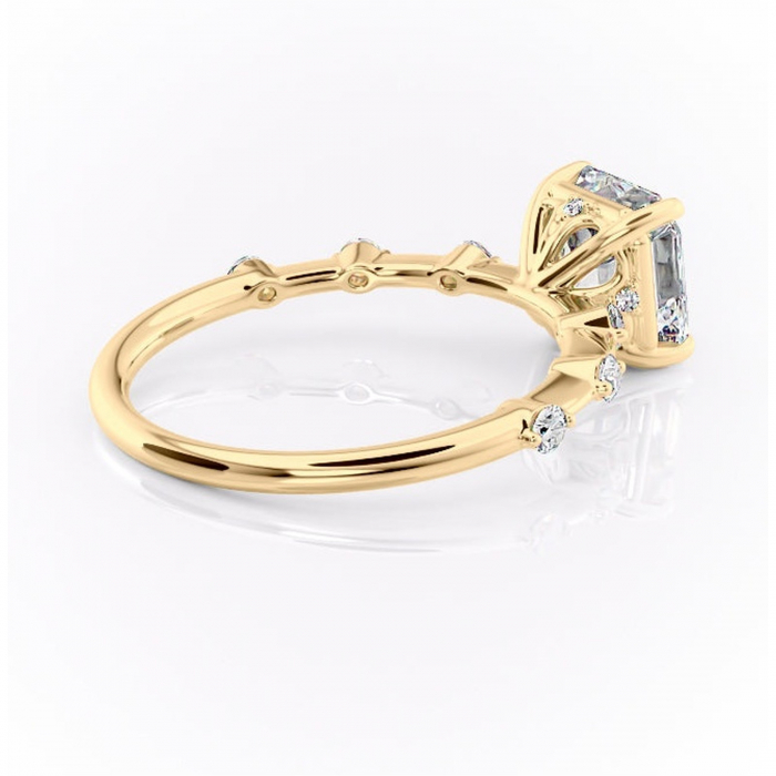 Inel de logodnă Evelina din aur Galben 14kt cu moissanite tăietură asscher – Solitar rafinată pentru profil mediu | Personalizează și configurează gratuit online [3]