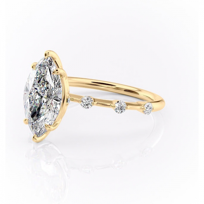 Inel de logodnă Evelina din aur Galben 14kt cu moissanite tăietură marquise – Solitar rafinată pentru profil mediu | Personalizează și configurează gratuit online [7]