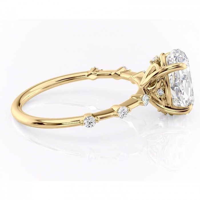 Inel de logodnă Evelina din aur Galben 14kt cu moissanite tăietură ovală – Solitar rafinată pentru profil mediu | Personalizează și configurează gratuit online [2]