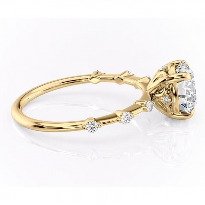 Inel de logodnă Evelina din aur Galben 14kt cu moissanite tăietură rotundă – Solitar rafinată pentru profil mediu | Personalizează și configurează gratuit online [2]