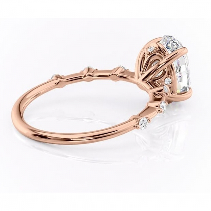 Inel de logodnă Evelina din aur Rose 14kt cu moissanite tăietură ovală – Solitar rafinată pentru profil mediu | Personalizează și configurează gratuit online [3]
