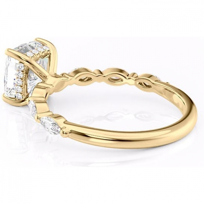 Inel de logodnă Everly din aur Galben 14kt cu moissanite tăietură pernă – Pietre laterale rafinată pentru profil înalt | Personalizează și configurează gratuit online [5]