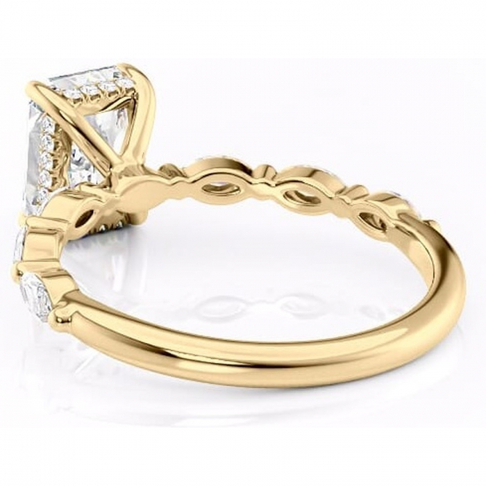 Inel de logodnă Everly din aur Galben 18kt cu moissanite tăietură radiantă – Pietre laterale rafinată pentru profil înalt | Personalizează și configurează gratuit online [4]