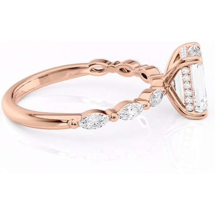 Inel de logodnă Everly din aur Rose 14kt cu moissanite tăietură smarald – Pietre laterale rafinată pentru profil înalt | Personalizează și configurează gratuit online [2]