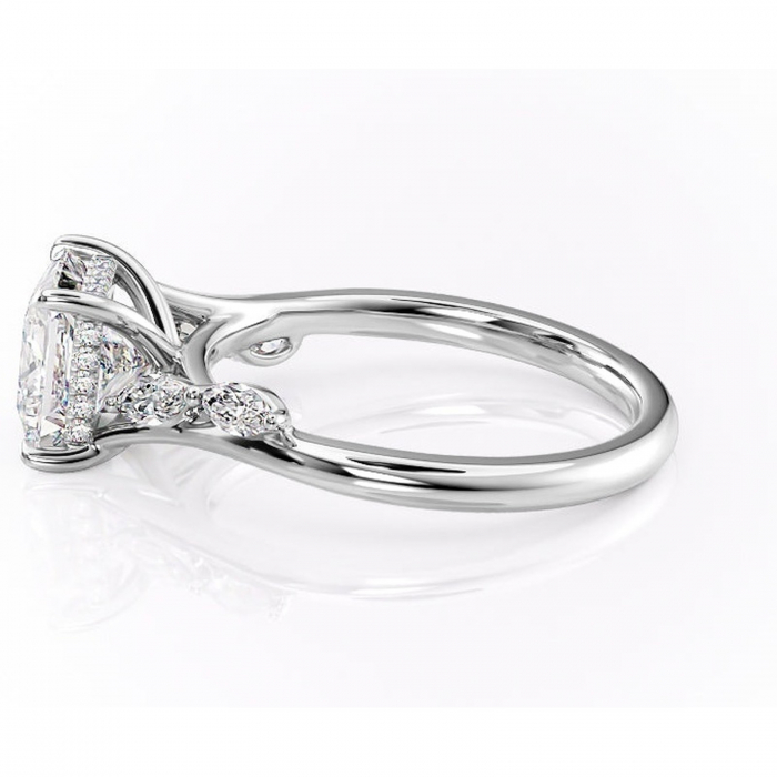 Inel de logodnă Faelynn din aur Alb 14kt cu moissanite tăietură princess – Pietre laterale rafinată pentru profil înalt | Personalizează și configurează gratuit online [6]
