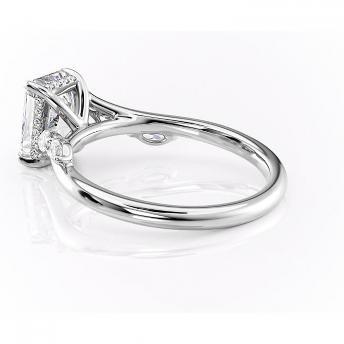 Inel de logodnă Faelynn din aur Alb 18kt cu moissanite tăietură radiantă – Pietre laterale rafinată pentru profil înalt | Personalizează și configurează gratuit online [5]