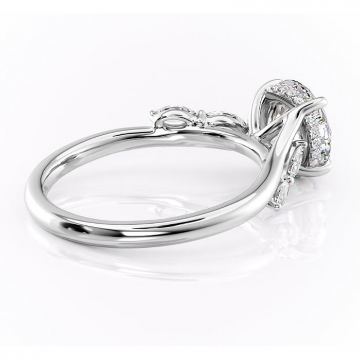 Inel de logodnă Faelynn din aur Alb 14kt cu moissanite tăietură rotundă – Pietre laterale rafinată pentru profil înalt | Personalizează și configurează gratuit online [3]