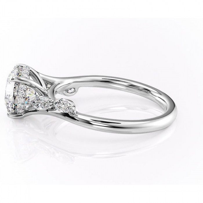 Inel de logodnă Faelynn din aur Alb 14kt cu moissanite tăietură rotundă – Pietre laterale rafinată pentru profil înalt | Personalizează și configurează gratuit online [6]