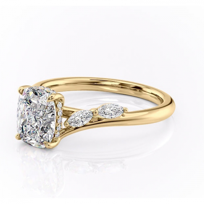 Inel de logodnă Faelynn din aur Galben 14kt cu moissanite tăietură asscher – Pietre laterale rafinată pentru profil înalt | Personalizează și configurează gratuit online [7]