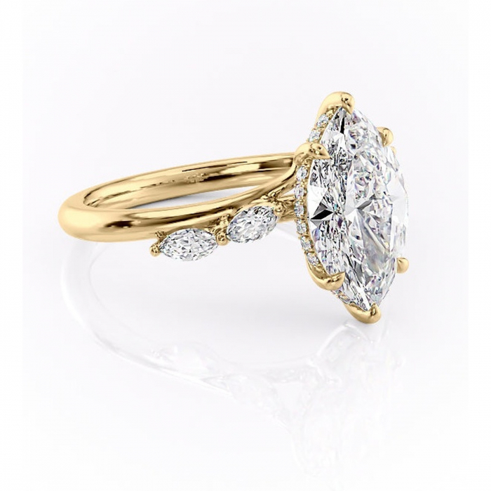 Inel de logodnă Faelynn din aur Galben 18kt cu moissanite tăietură marquise – Pietre laterale rafinată pentru profil înalt | Personalizează și configurează gratuit online [1]