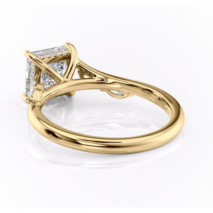 Inel de logodnă Faelynn din aur Galben 14kt cu moissanite tăietură princess – Pietre laterale rafinată pentru profil înalt | Personalizează și configurează gratuit online [4]