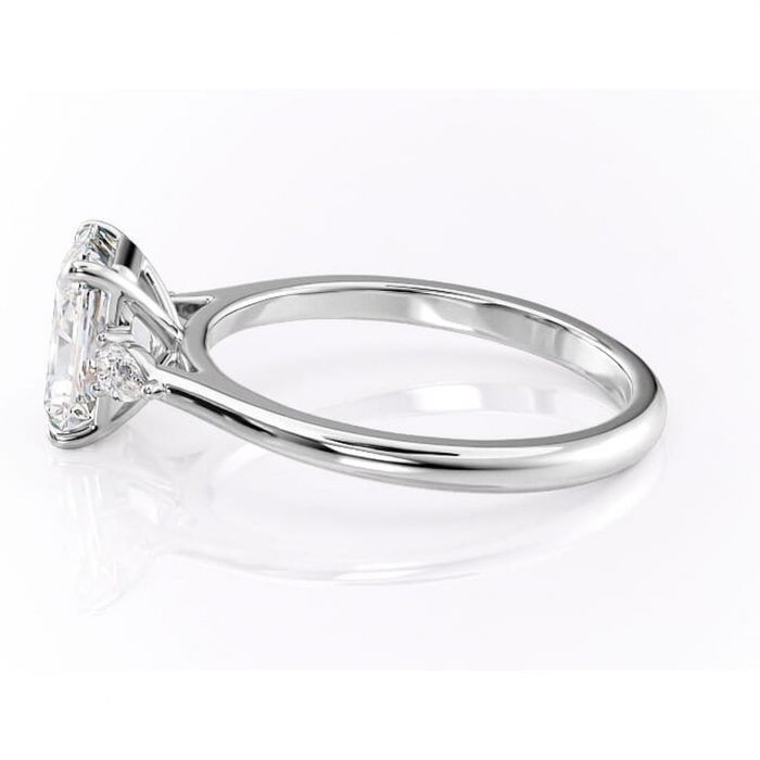 Inel de logodnă Felicity din aur Alb 14kt cu moissanite tăietură radiantă – Solitar rafinată pentru profil înalt | Personalizează și configurează gratuit online [6]