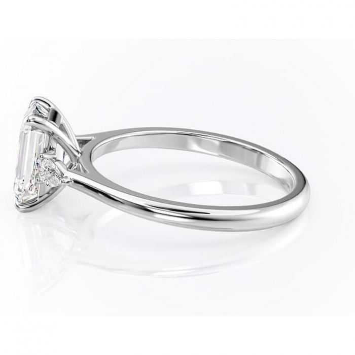 Inel de logodnă Felicity din aur Alb 14kt cu moissanite tăietură smarald – Solitar rafinată pentru profil înalt | Personalizează și configurează gratuit online [6]